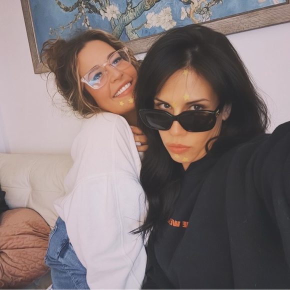 New to poshmark?$10 off with Code: notfromjersey Offers Accepted - Picture 8 of 16